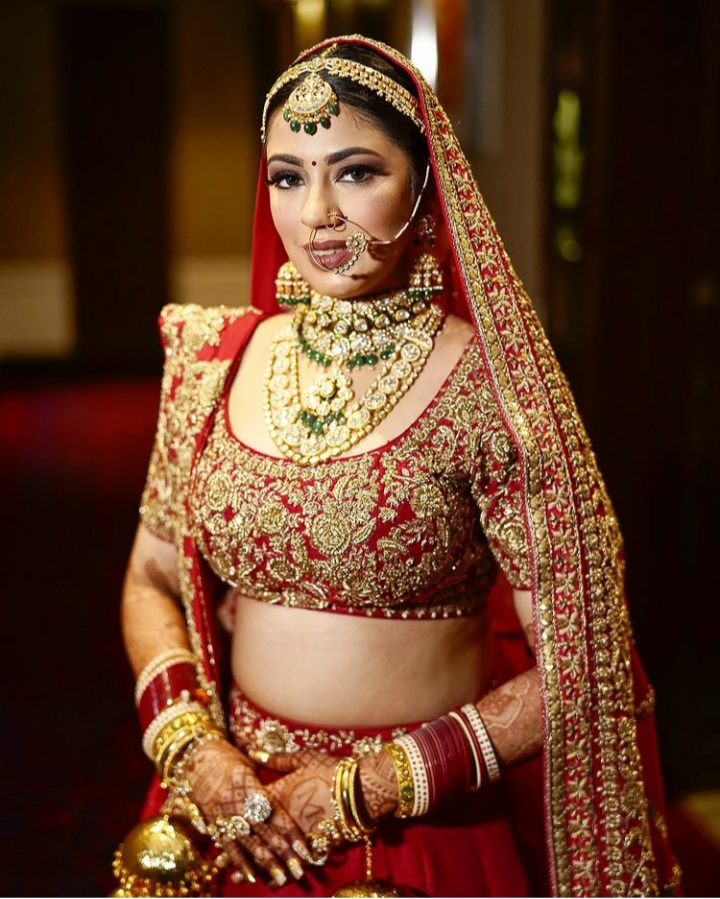 The North Indian Bridal Outfit | Indian bridal outfits, Indian bridal dress,  Indian fashion dresses