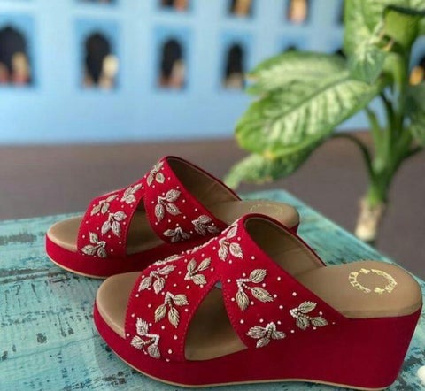 Hot red bridal mid heels wedges with beautiful embroidery