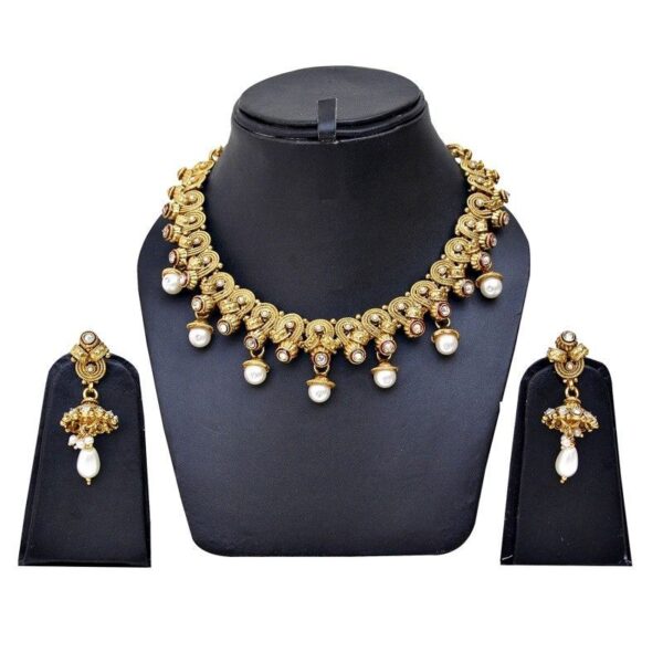 Maroon Pearl Copper Gold Plated Necklace set.