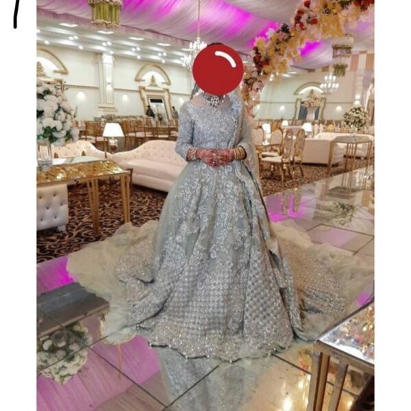wedding long trail gown with embroidery top