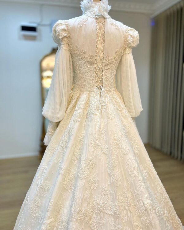 wedding long trail bridal gown