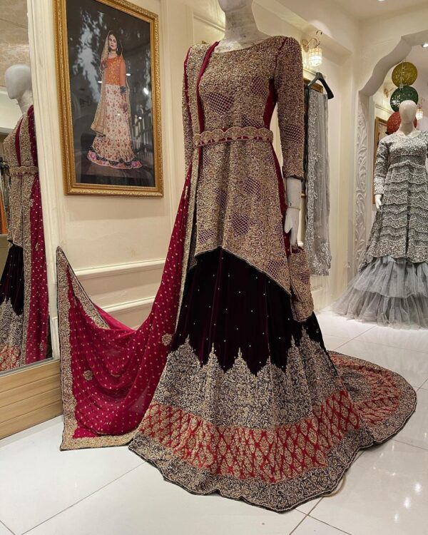 PEPLUM TOP WITH LONG TRAIL LEHENGA