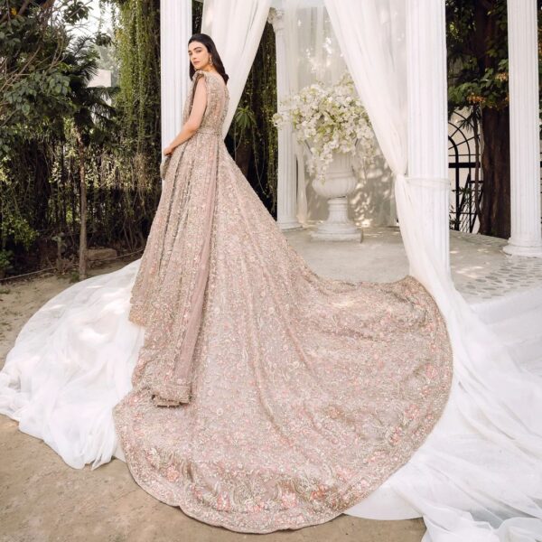 wedding long trail gown with godlen embroidery
