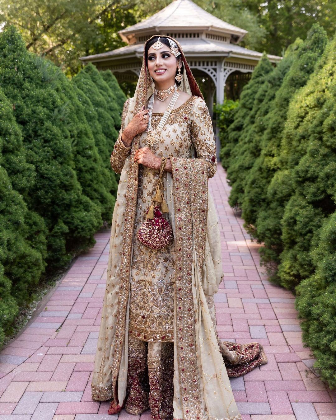 Adorable Muslim Bridal Dress For Nikah In 2024