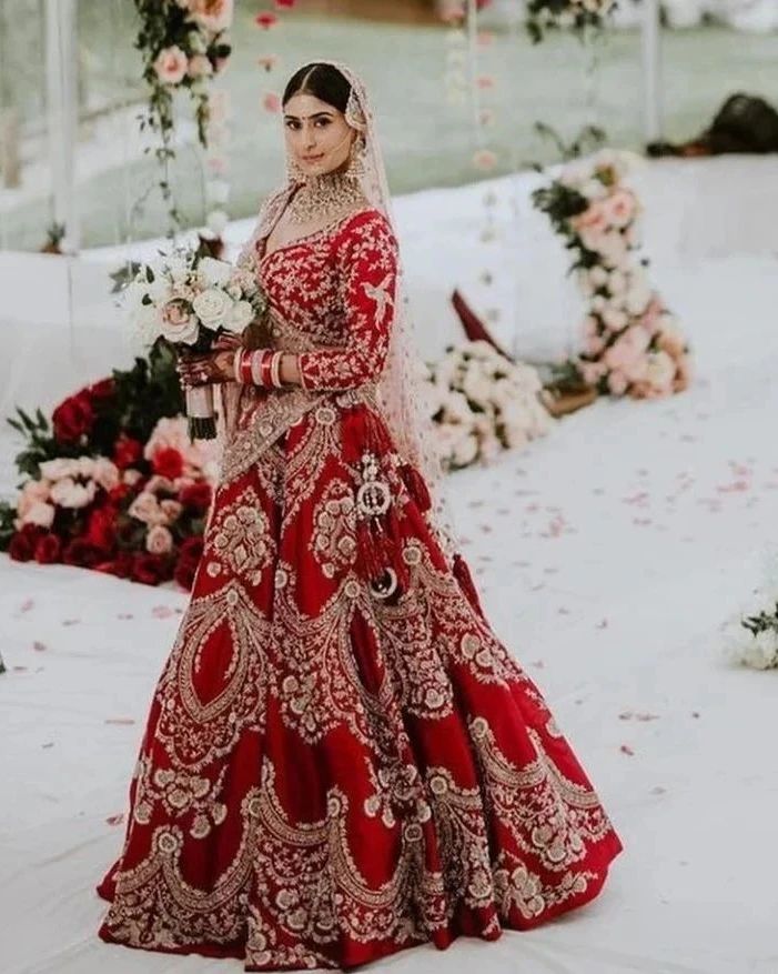 Buy Bridal Red Lehenga Choli With Silk Fabric Indian Sabyasachi Lehenga  Choli Set for Women and Girls Online in India - Etsy