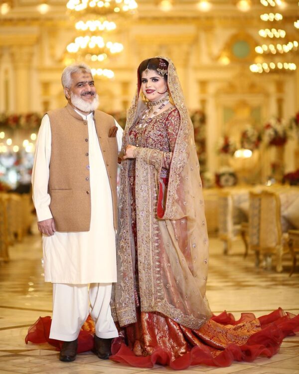wedding long trail lehenga with kurti