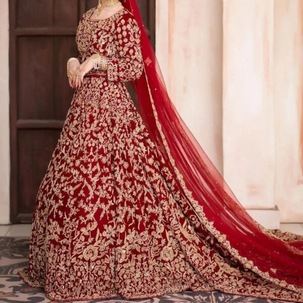 red bridal lehenga choli