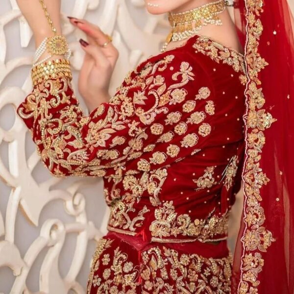red bridal lehenga choli