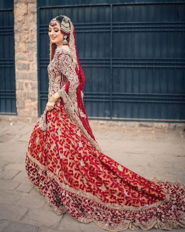 red bridal lehenga with kameez
