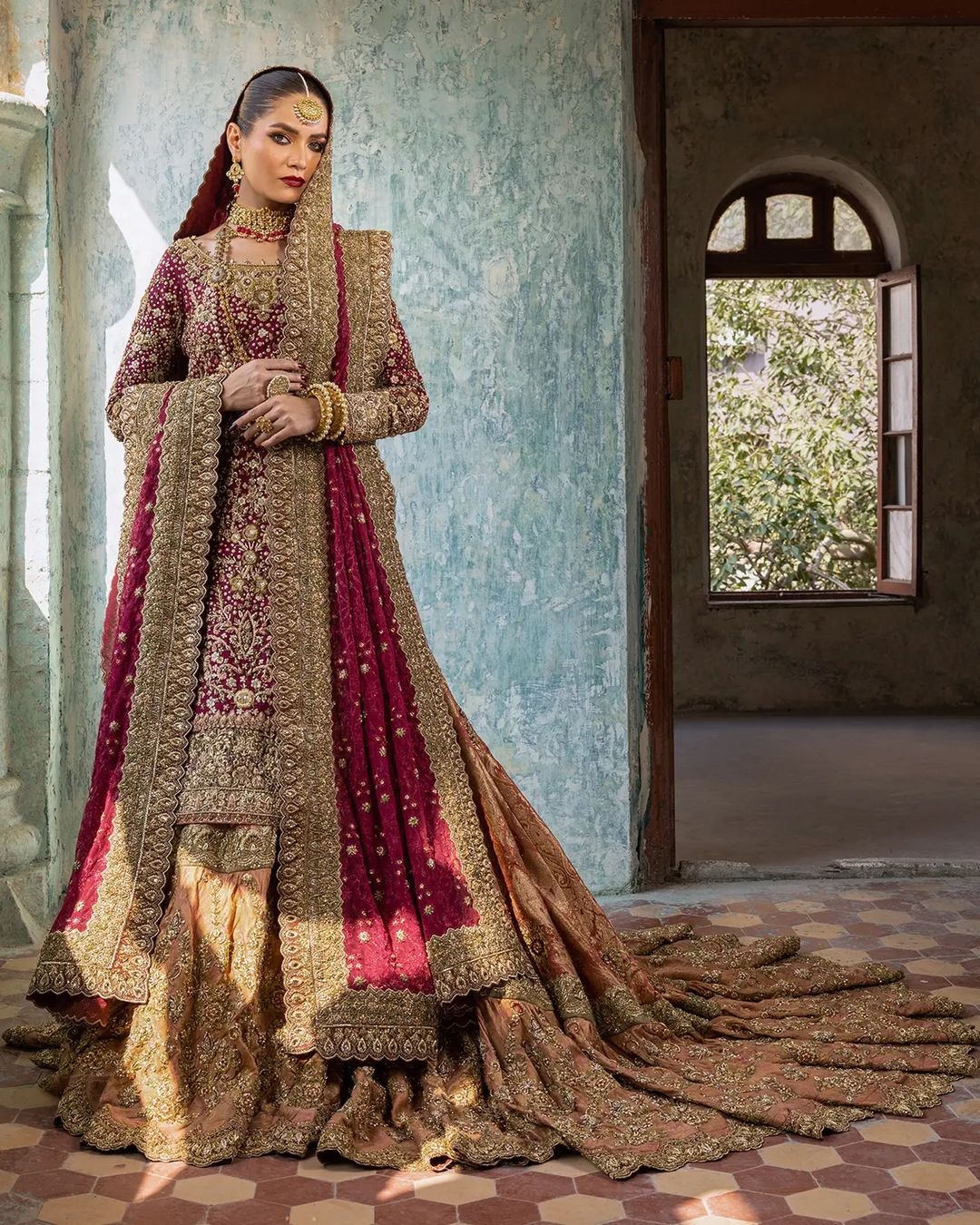 Crape FH Designer Lehenga Choli, Size : Semi Stiched, Feature : Dry  Cleaning at Rs 3,500 / Piece in Surat