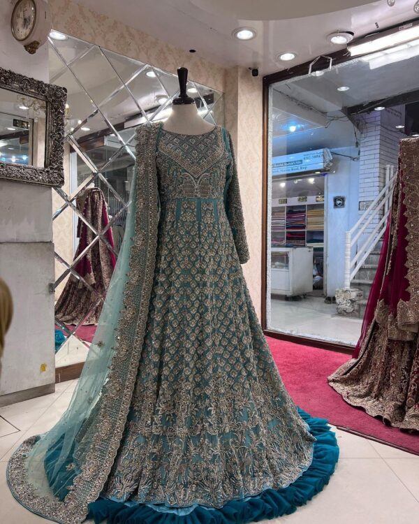 wedding designer gownw tih embroidery