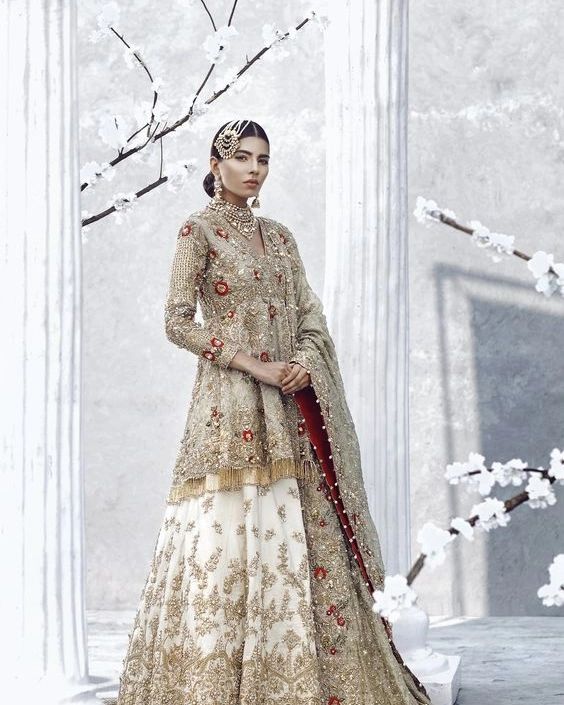 40 Best Designs Pakistani Latest Bridal Lehenga Collection 2024 | Latest  bridal lehenga, Pakistani bridal lehenga, Bridal lehenga collection