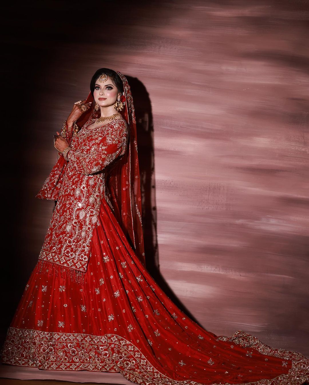 Pakistani Latest Bridal Lehenga 2023 | Pakistani Dresses Marketplace