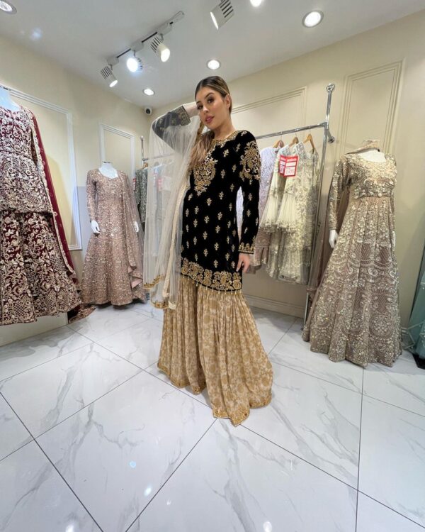 Designer embroidered garara