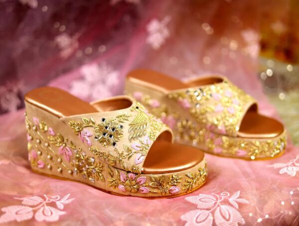 golden designer wedding wedge with embroidery