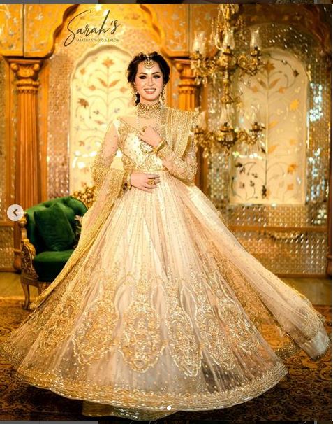 Buy Golden Bridal Lehenga For Women Online At Low Price