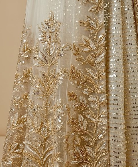 Bollywood style designer
luxury drape gown saree
