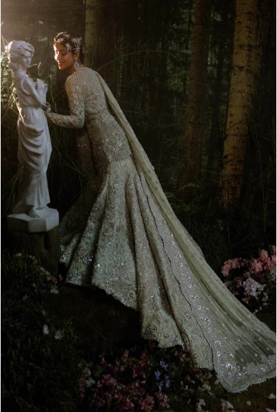 Mermaid Bridal collection
Golden bridal trail