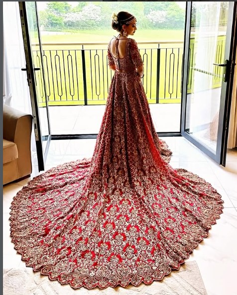 Royal Pakistani Long Bridal Trail 2026 Dress heritage meets regal bride 4 49.5 1