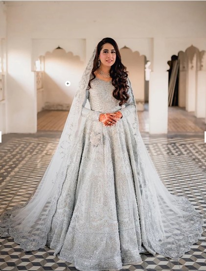 silver bridal lehenga
silver wedding lehenga