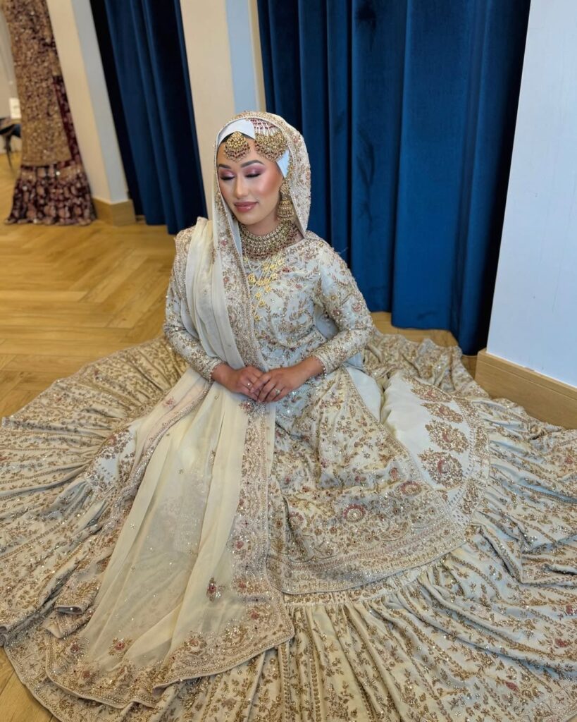 walima outfit Pakistani
luxury wedding dress