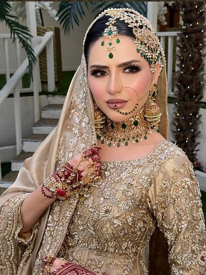 Online Handwork Golden Anarkali Wedding Dress for Brides 6 long anarkali bridal gown
golden reception dress bride