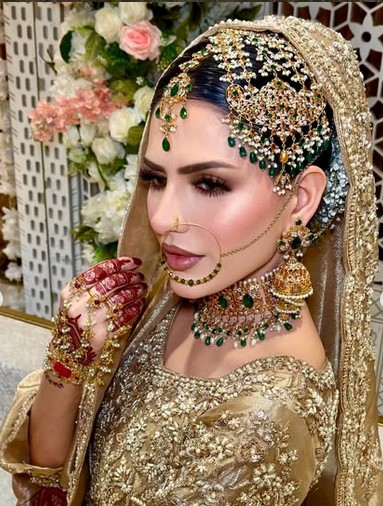 Online Handwork Golden Anarkali Wedding Dress for Brides 5 heavy handwork wedding dress
luxury ethnic bridal wear