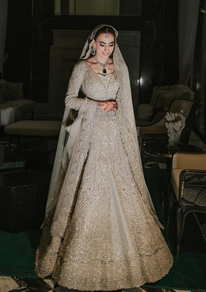 Designer bridal lehenga
Heavy handwork lehenga