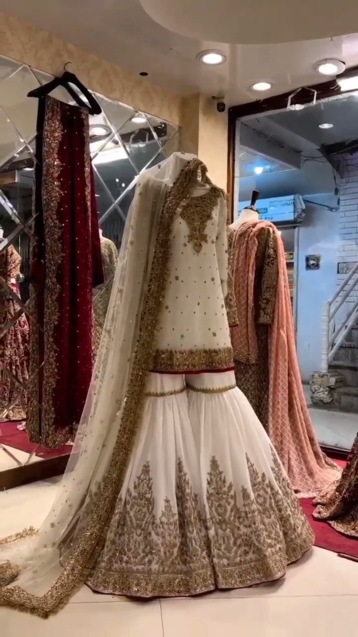 White Traditional Garara Wedding Suit Unique Bollywood Pakistani Stunning Gadar amisha Patel Garara - DN-1110