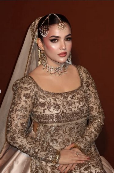 Why Dusty Rose Pakistani Bridal Lehengas Are the New Luxury Wedding Trend 3 Dusty Rose Pakistani Bridal Lehenga