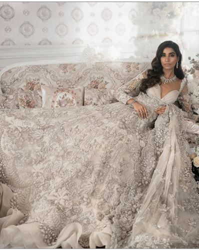 White Ivory Indian Pakistani Long Wedding veil Trail Shadi Jora - DN-1094