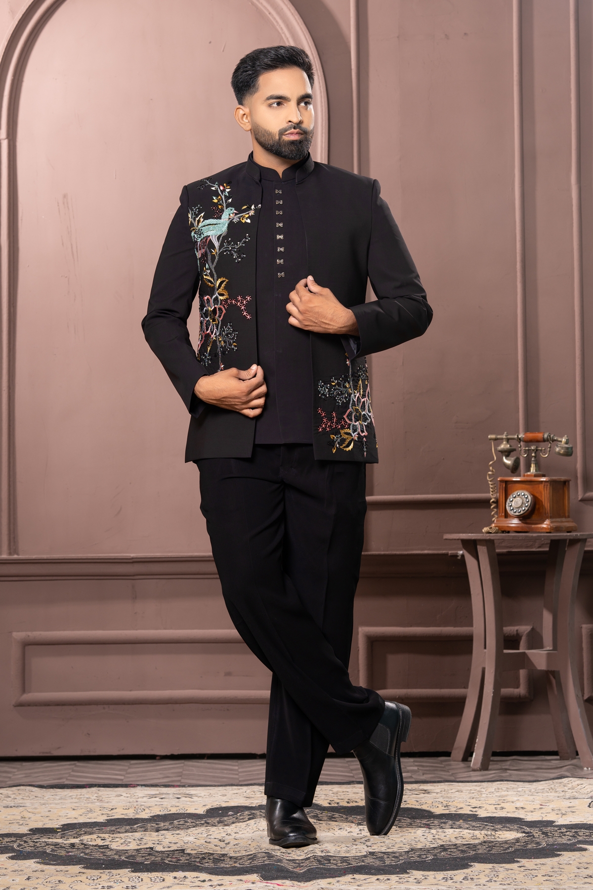 Black modern Indo-Western Zacket suit with side floral embroidery for men sangeet outfit